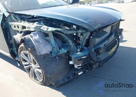 2024 Cadillac Lyriq Luxury W/1Sd from USA, damaged, VIN 1GYKPRRK3RZ139457